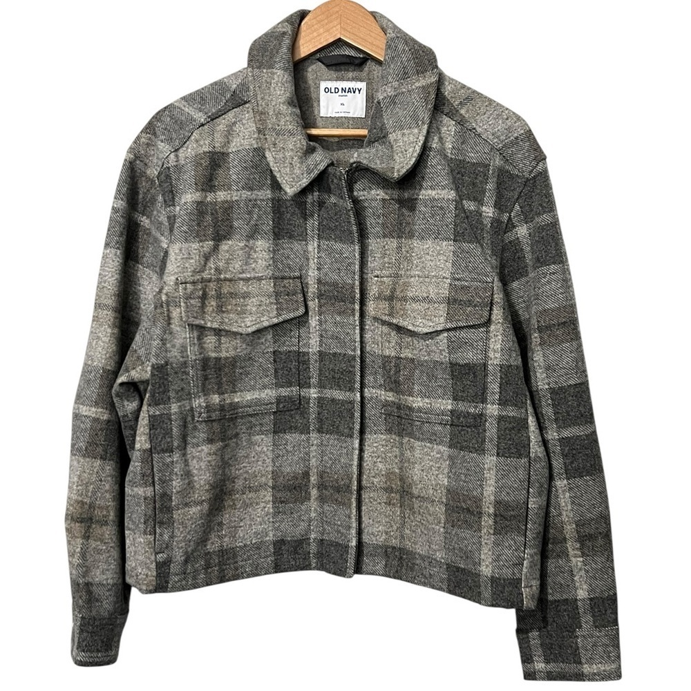 Old Navy Shacket Gray Relaxed Shirt Jacket Plaid Womens Size XL Zip Front
